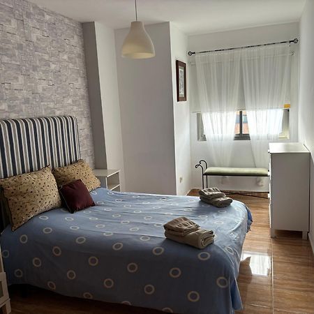 Ferienwohnung Piso Seminuevo Centrico Con Vistas Vecindario  Exterior foto